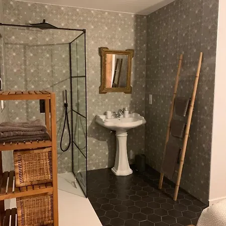 Le De Ninon Et Léon. Appartement *